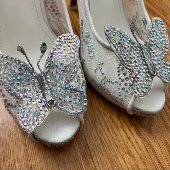 Cinderella Butterfly lace & Crystal Wedding/Cosplay Heels - Picture 7 of 10